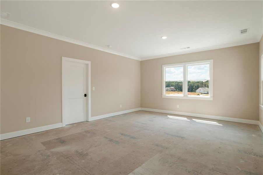 Spacious, unfurnished interior of a new home in , Statham (Image 37).
