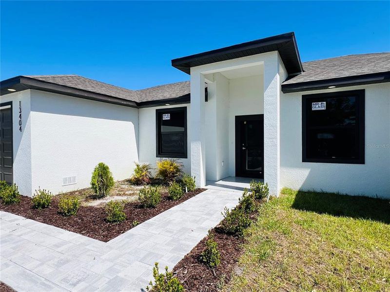 Exterior details and patio area of a home in , Port Charlotte (Image 42).
