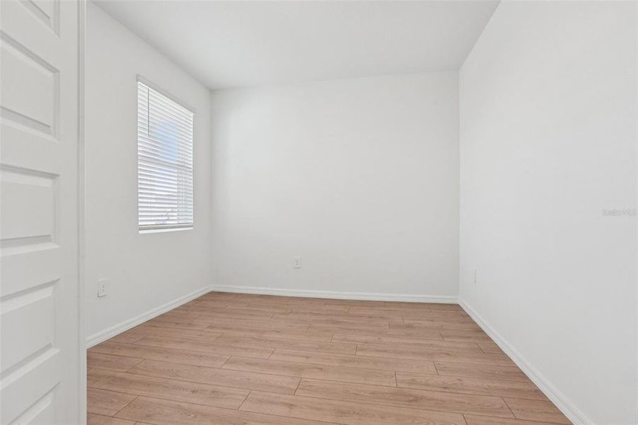Spacious, unfurnished interior of a new home in , Lakeland (Image 14).
