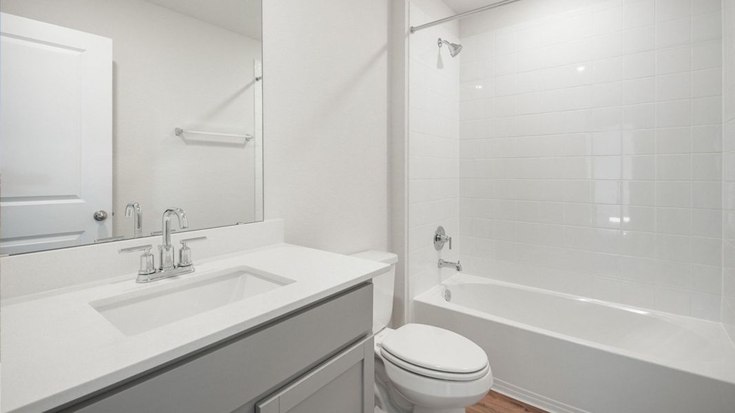 Furnished interior view inside a new home in Thunder Rock, Marble Falls (Image 12).