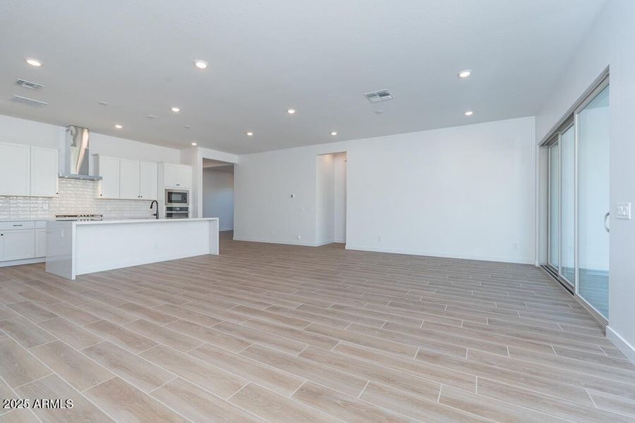 Tri Pointe Waterston Central 272 - Great Tri Pointe Waterston Central 272 - Great