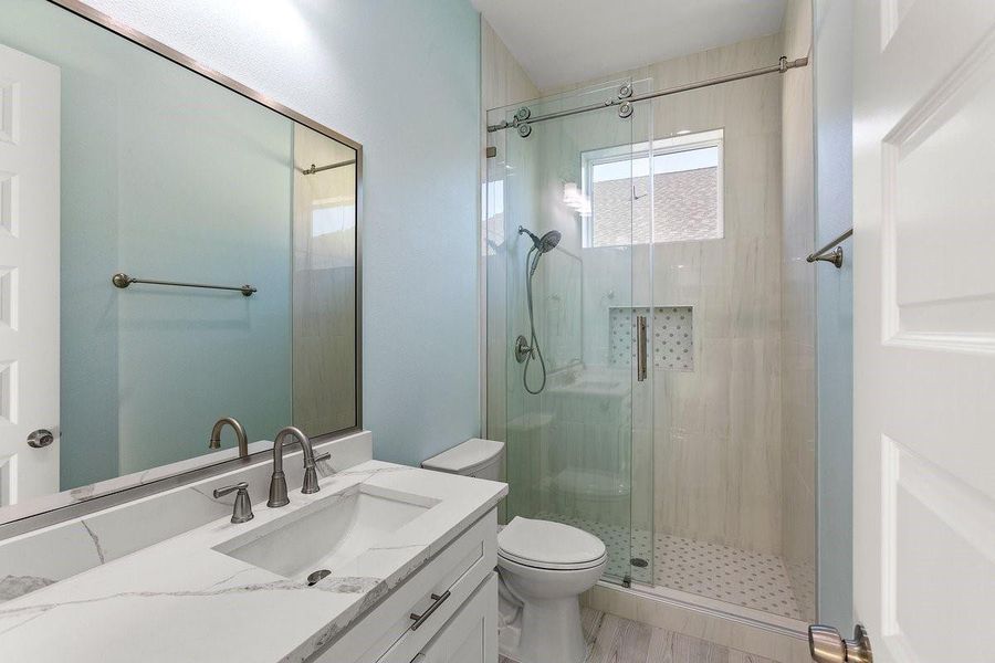 2nd Floor Bathroom