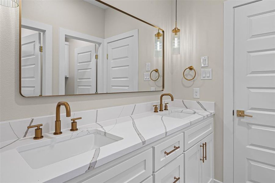 Close-up of interior finishes inside a home in , Granbury (Image 12).