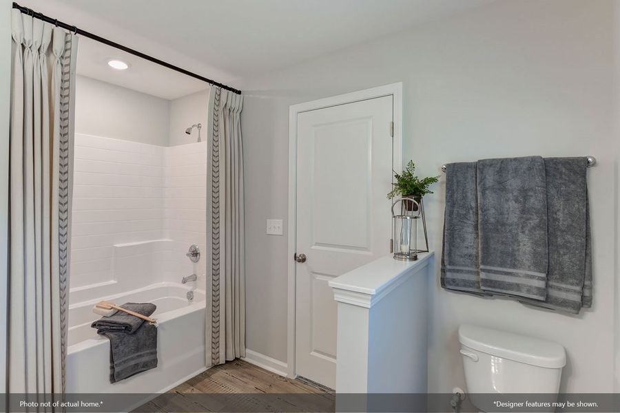 Furnished interior view inside a new home in Pinecrest, West Columbia (Image 16).