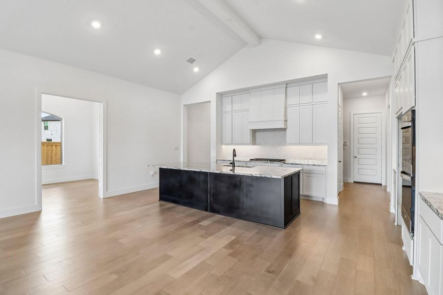 Furnished interior view inside a new home in The Grand Prairie 60', Hockley (Image 14).