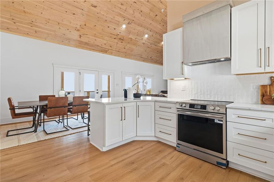 Furnished interior view inside a new home in , Jasper (Image 17). Furnished interior view inside a new home in , Jasper (Image 17).