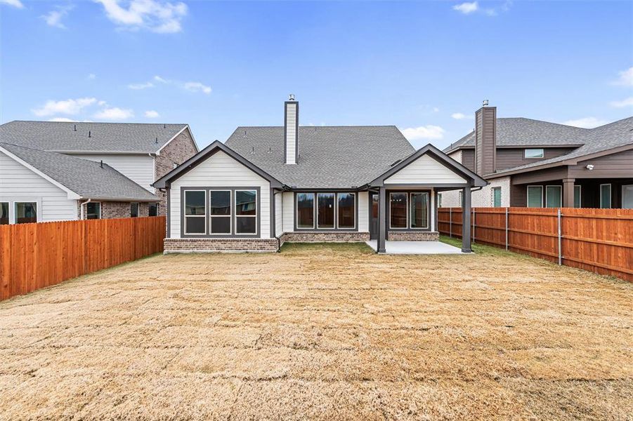Exterior details and patio area of a home in Northstar, Haslet (Image 22).