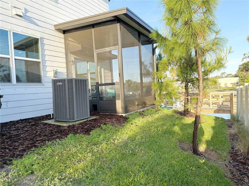 Front exterior of a new home in , Gibsonton, FL, highlighting curb appeal (Image 22).