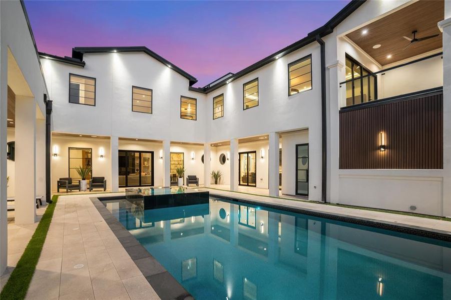 Image 38 of a home in .