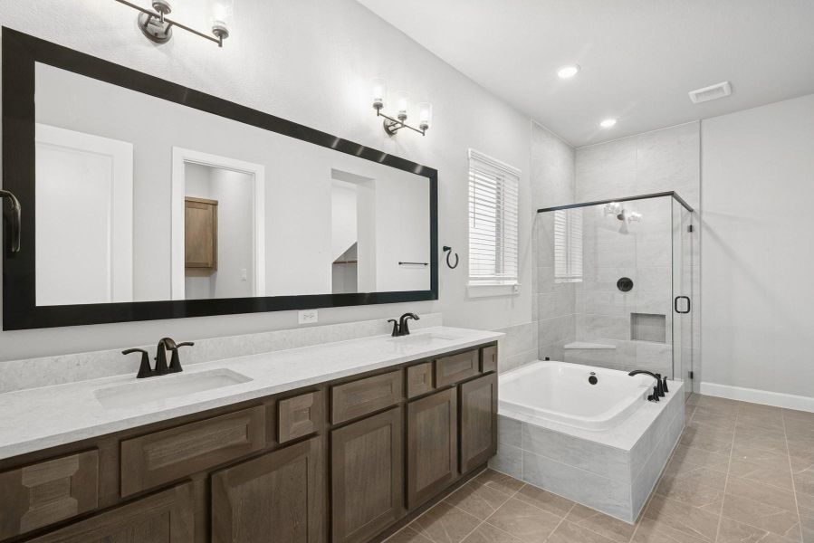 Furnished interior view inside a new home in Harvest Green 45', Richmond (Image 6).