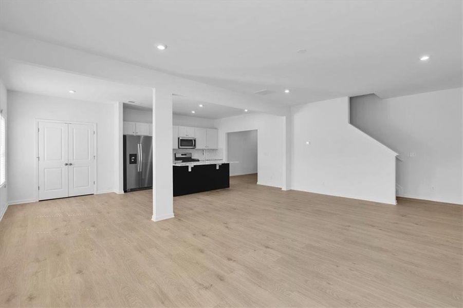 Spacious, unfurnished interior of a new home in Park Center Pointe, Austell (Image 16).