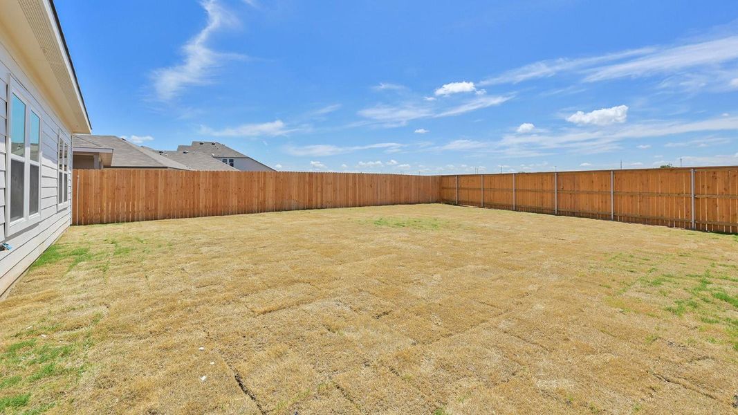 Exterior details and patio area of a home in Pleasant Hill, Bryan (Image 2).