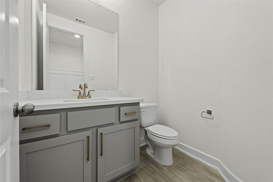 Representative image. Features, specifications, selections and colors may vary.