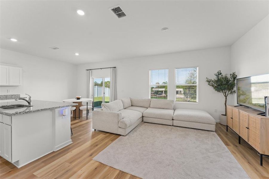 Furnished interior view inside a new home in , Groveland (Image 33).