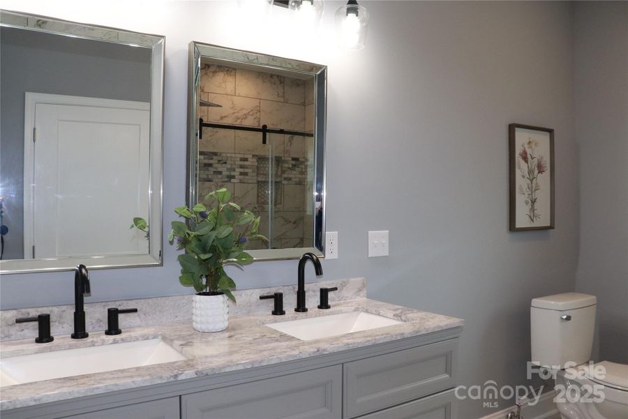 Furnished interior view inside a new home in , Lenoir (Image 17).