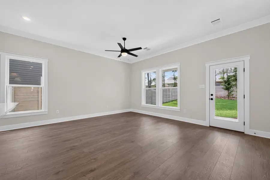 Spacious, unfurnished interior of a new home in Two Step Farm, Montgomery (Image 21).