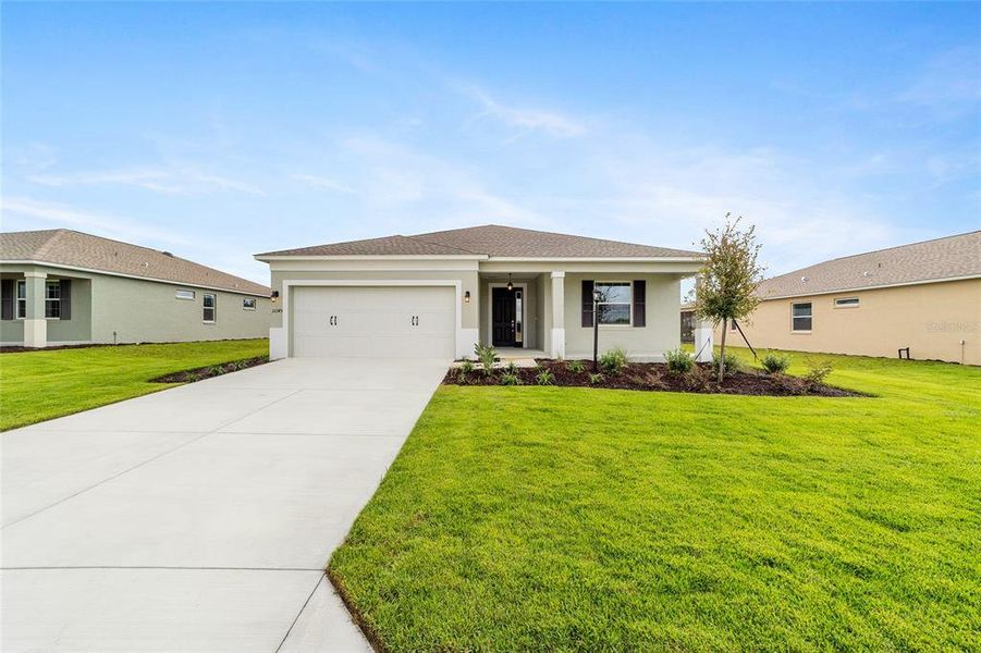 Exterior details and patio area of a home in , Ocala (Image 20). Exterior details and patio area of a home in , Ocala (Image 20).