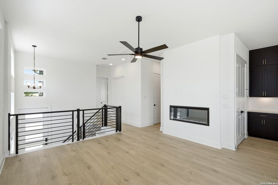 Spacious, unfurnished interior of a new home in Prominence Urban, San Antonio (Image 30).