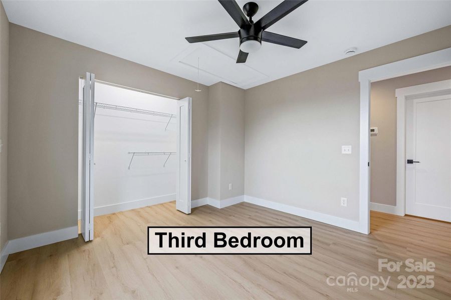 Spacious, unfurnished interior of a new home in , Asheville (Image 32).