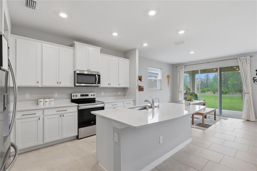 Furnished interior view inside a new home in Deerbrook, Land O' Lakes (Image 21).