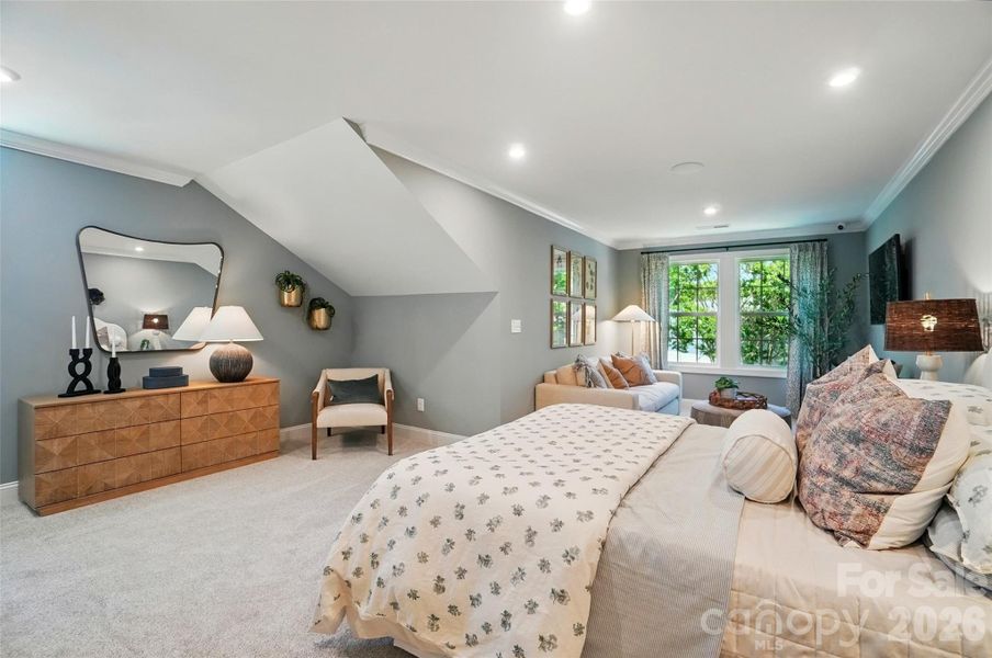 Representation only of 2nd primary on 3rd floor