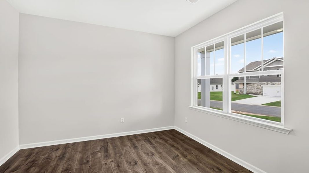 Spacious, unfurnished interior of a new home in Palmetto Valley, Anderson (Image 20).