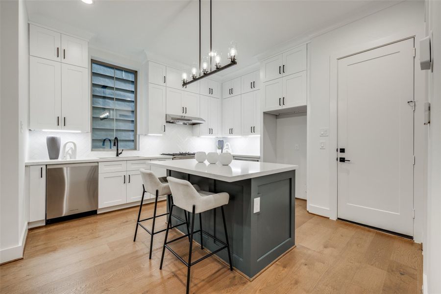 ASK ABOUT CUSTOMIZATION OPTIONS DURING CONSTRUCTION ONLY *MAZZARINO MODEL HOME * PHOTOS MAY SHOW A SIMILAR FLOOR PLAN AND/OR UPGRADED/ALTERNATIVE FINISHES * Please use these photos as a guide *THIS IS AN ACTIVE CONSTRUCTION SITE, BUYERS MUST REQUEST APPOINTMENT TO BE ON PREMISE AT ALL TIMES. ASK ABOUT CUSTOMIZATION OPTIONS DURING CONSTRUCTION ONLY *MAZZARINO MODEL HOME * PHOTOS MAY SHOW A SIMILAR FLOOR PLAN AND/OR UPGRADED/ALTERNATIVE FINISHES * Please use these photos as a guide *THIS IS AN ACTIVE CONSTRUCTION SITE, BUYERS MUST REQUEST APPOINTMENT TO BE ON PREMISE AT ALL TIMES.