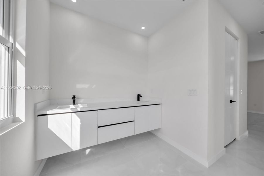 Furnished interior view inside a new home in , Lehigh Acres (Image 15).