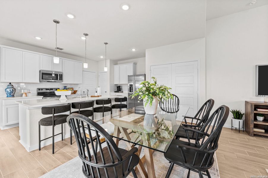 Furnished interior view inside a new home in Park Place, New Braunfels (Image 10).