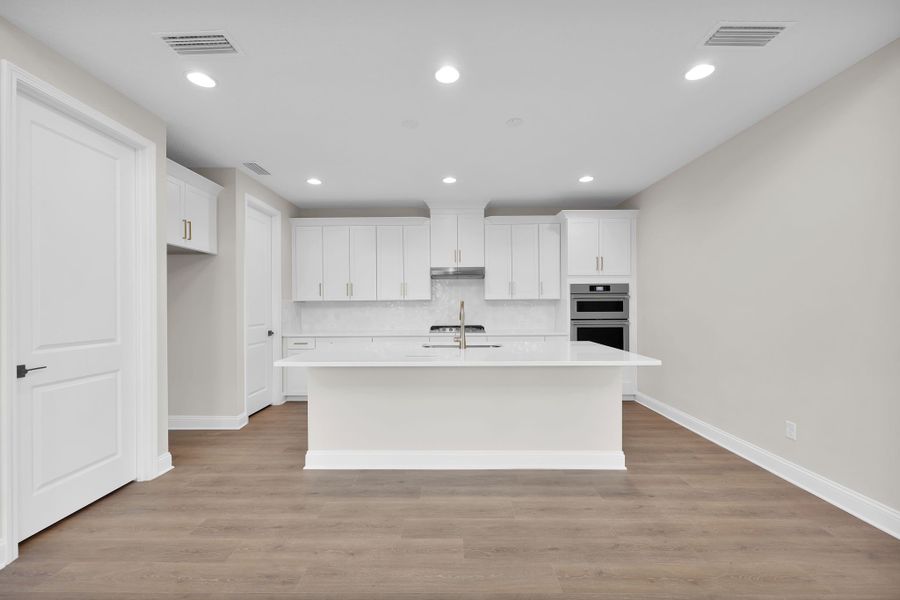 Representative unfurnished interior of a home built from the Palmetto by Riverside Homes in Mariposa at EverRange, Jacksonville (Image 39).