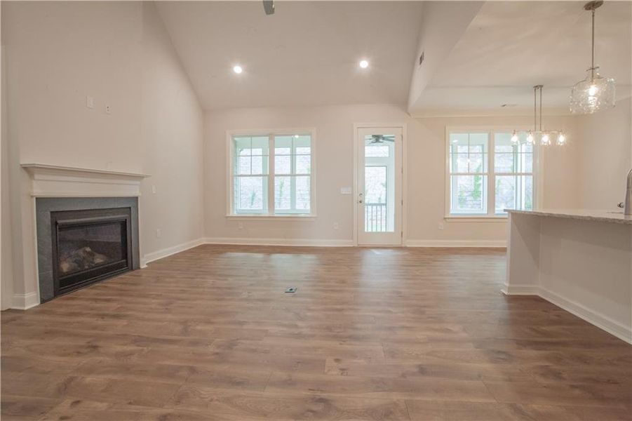 Spacious, unfurnished interior of a new home in , Carrollton (Image 13).