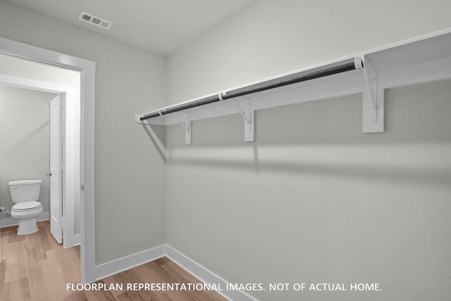 Spacious, unfurnished interior of a new home in Magnolia Ridge, Magnolia (Image 9). Spacious, unfurnished interior of a new home in Magnolia Ridge, Magnolia (Image 9).