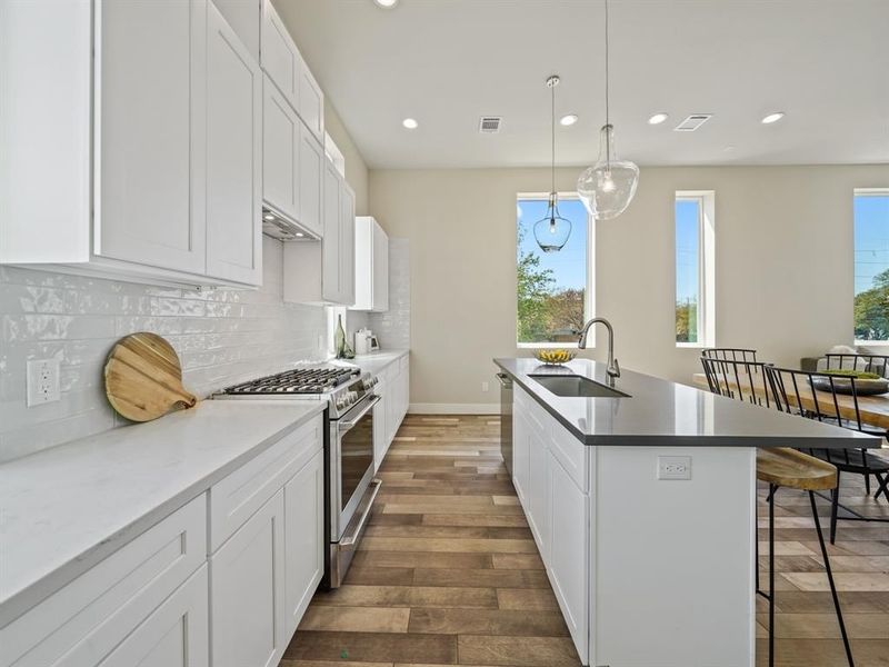 Image 8 of a home in Allura At Val Verde.