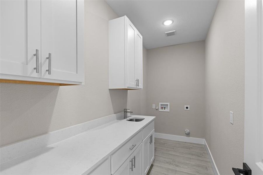 Furnished interior view inside a new home in , Granbury (Image 13).