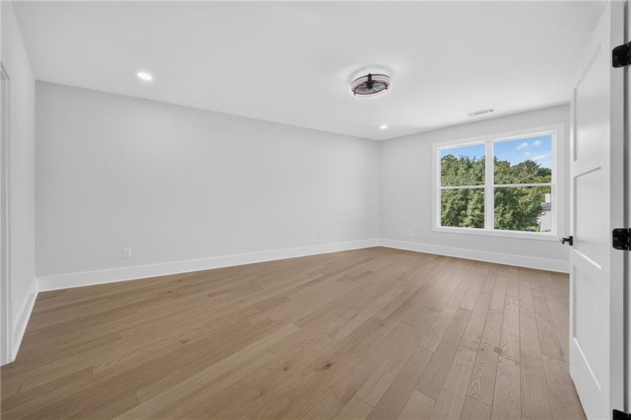 Spacious, unfurnished interior of a new home in , Loganville (Image 42). Spacious, unfurnished interior of a new home in , Loganville (Image 42).