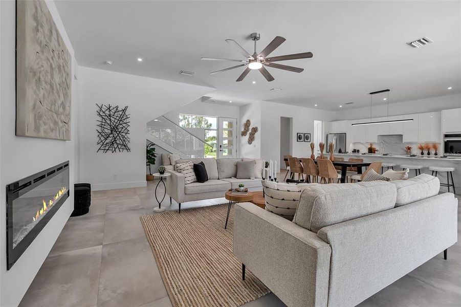 Furnished interior view inside a new home in , Sarasota (Image 45).