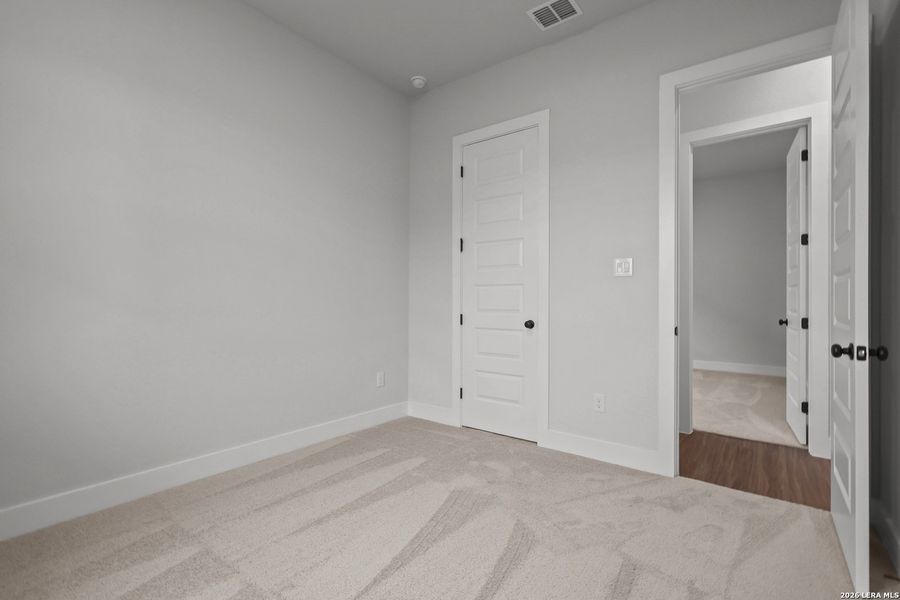 Spacious, unfurnished interior of a new home in Homestead, Schertz (Image 17).