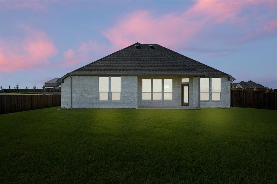 257 Pine Leaf- Back-2 257 Pine Leaf- Back-2