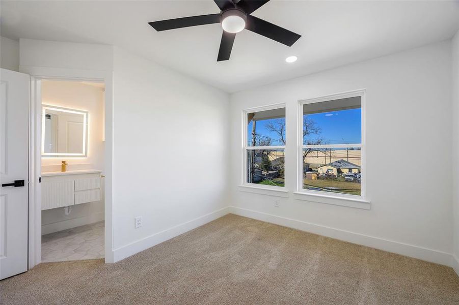 Spacious, unfurnished interior of a new home in , Dallas (Image 21).