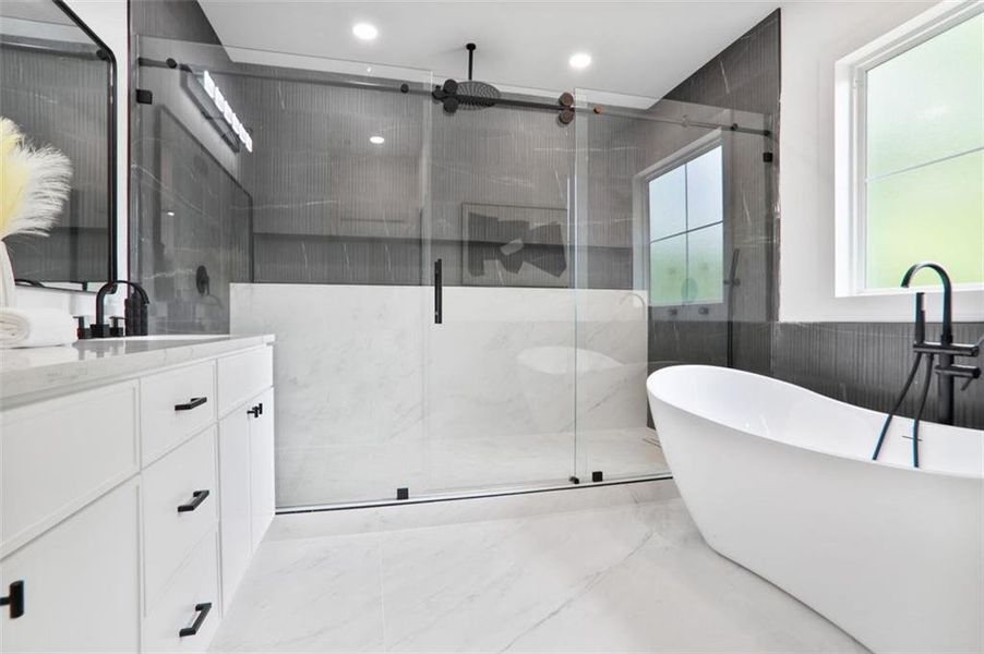 Furnished interior view inside a new home in , Atlanta (Image 15).