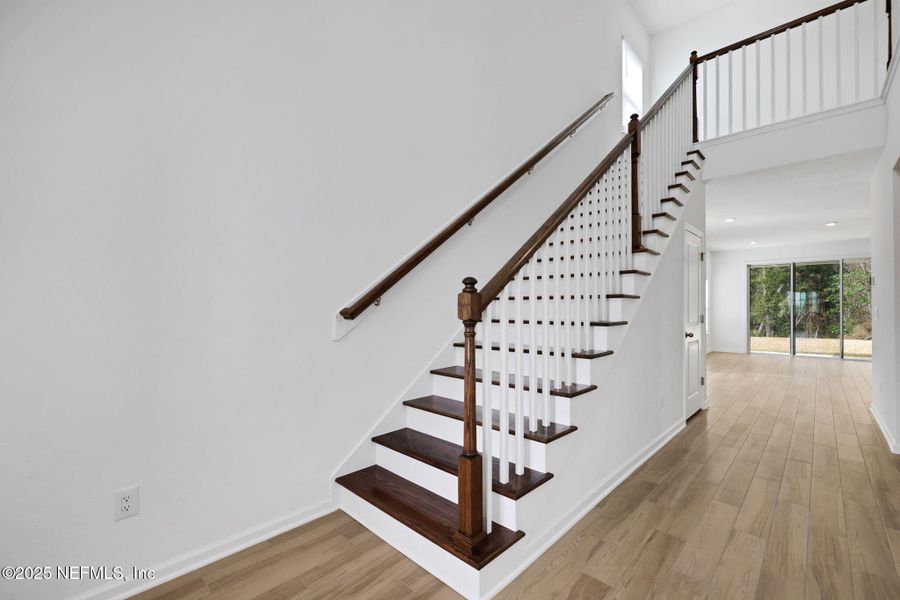 Spacious, unfurnished interior of a new home in TrailMark, St. Augustine (Image 34).