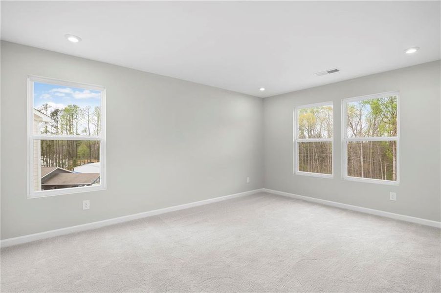 Spacious, unfurnished interior of a new home in Sage Woods, Dallas (Image 16).