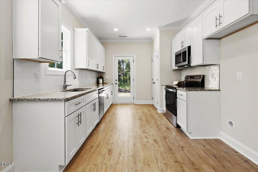 15-93 Mitchner Dr-15 15-93 Mitchner Dr-15