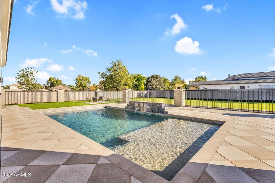 62-web-or-mls-19875 E SIlver Creek Ln-64