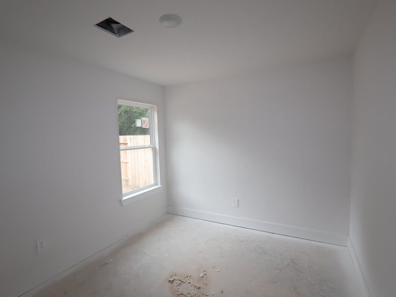 Spacious, unfurnished interior of a new home in Sorella, Tomball (Image 10). Spacious, unfurnished interior of a new home in Sorella, Tomball (Image 10).