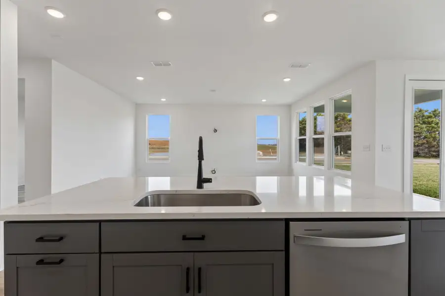 Image 52 of a home in Glenview Farms.