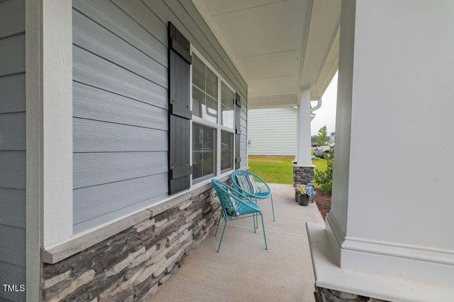 130-Vast-View-Way-35