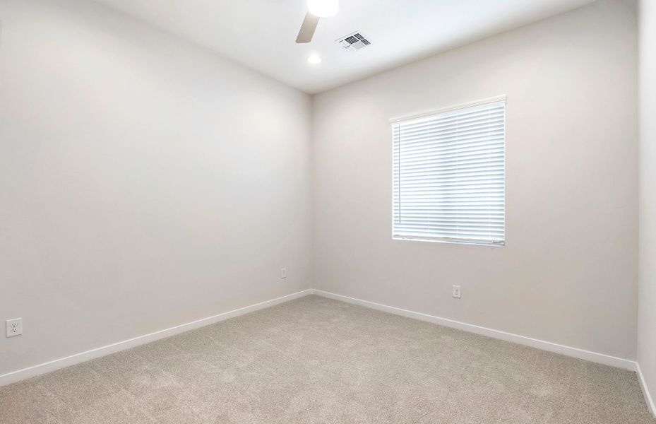 Spacious, unfurnished interior of a new home in Vistoso Canyon Estates, Oro Valley (Image 14).