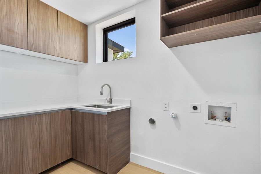 Furnished interior view inside a new home in , Lago Vista (Image 15).