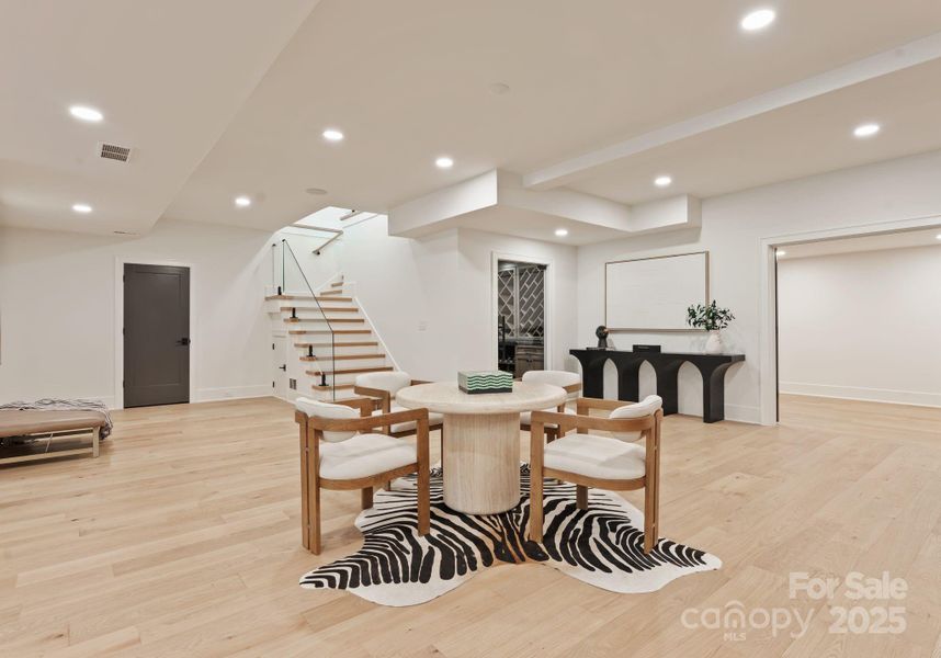 Lower Level Lower Level